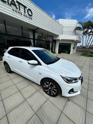 CHEVROLET ONIX 1.0 TURBO FLEX PREMIER AUTOMÁTICO CHEVROLET ONIX 1.0 TURBO FLEX PREMIER AUTOMÁTICO